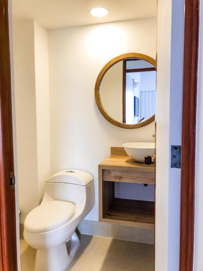 Portal Del Rodeo Apartahotel Medellin Bagian luar foto