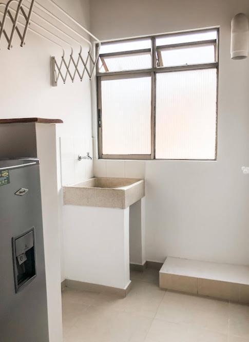 Portal Del Rodeo Apartahotel Medellin Bagian luar foto